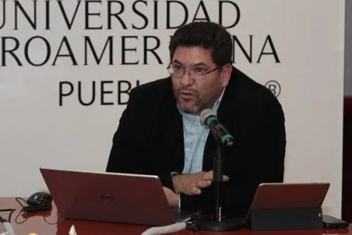 PRI y PAN sin ofertas electorales, dice Calderón Chelius