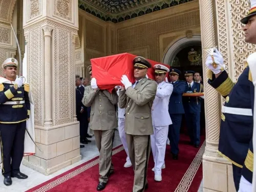 Túnez da último adiós a presidente Beyi Caid Essebsi