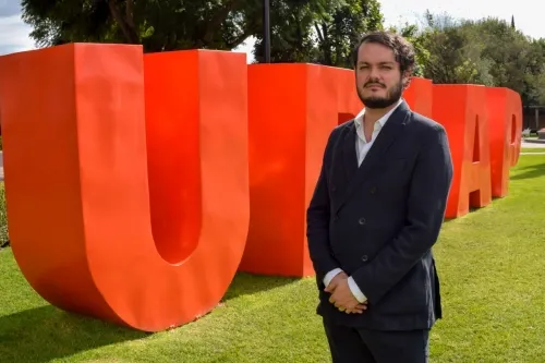 Egresado UDLAP es galardonado con el Premio Nacional de Exportación