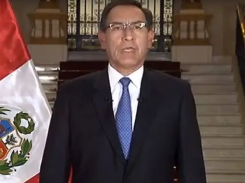 Presidente de Perú plantea ‘cuestión de confianza’ al Congreso por reforma judicial