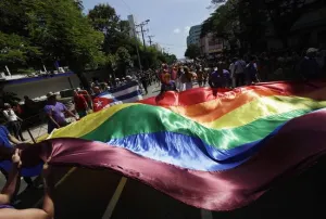 Hija de Raúl Castro lidera marcha contra homofobia