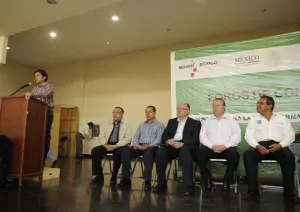 Vital la opinión de campesinos para mejorar el campo: Espinosa