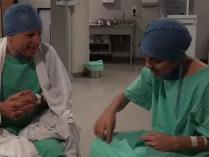 Padre regala riñón a su hijo