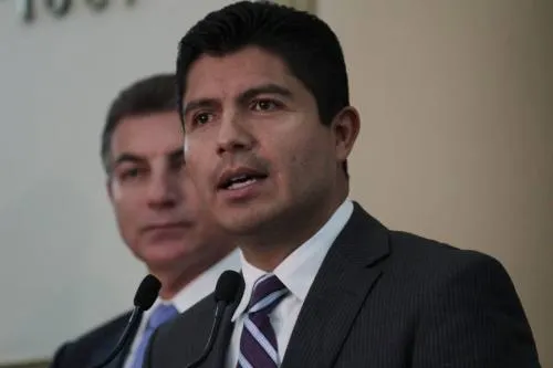 ¿Por qué ya nadie cree en los políticos?