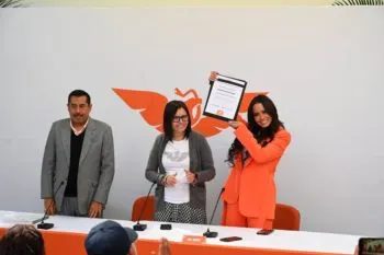 Grace Palomares y Fernando Morales se registran como precandidatos de MC a la gubernatura de Puebla