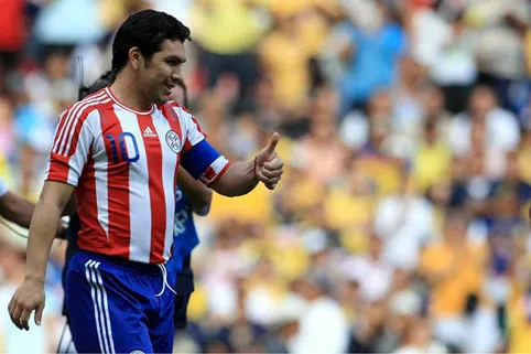 Murciélagos FC busca repatriar a Salvador Cabañas