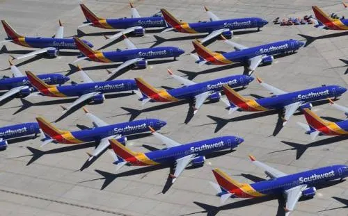 American Airlines extiende hasta agosto cancelaciones de vuelos en Boeing737