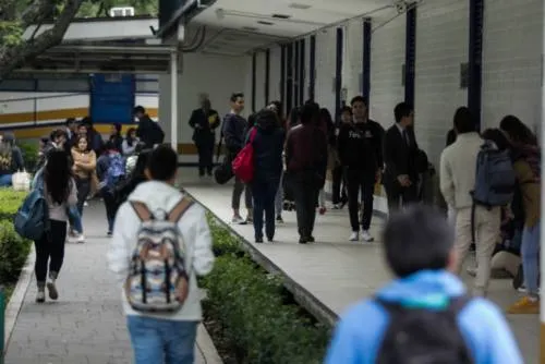 Alumnos de 34 Escuelas y facultades de la UNAM regresan a clases este lunes