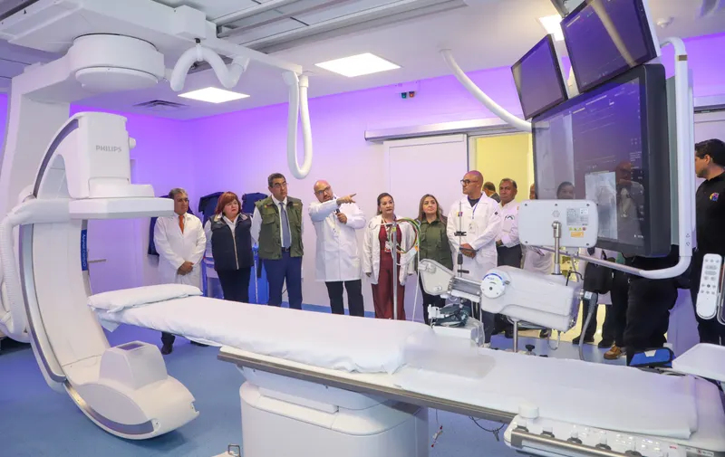 Sergio Salomón inaugura Sala de Hemodinamia del Complejo Médico del Sur "Eduardo Vázquez Navarro"