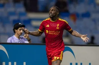 Julián Quiñones arranca con fuerza en Asia: gol y victoria en su debut en Champions
