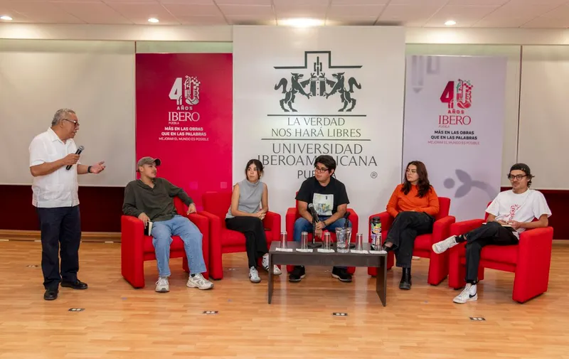 ibero-pue-estudiantes-dialogo-politica