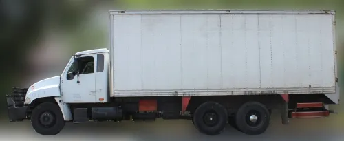 Recuperaron fuerzas municipales de Puebla un camión robado; hay dos hombres detenidos