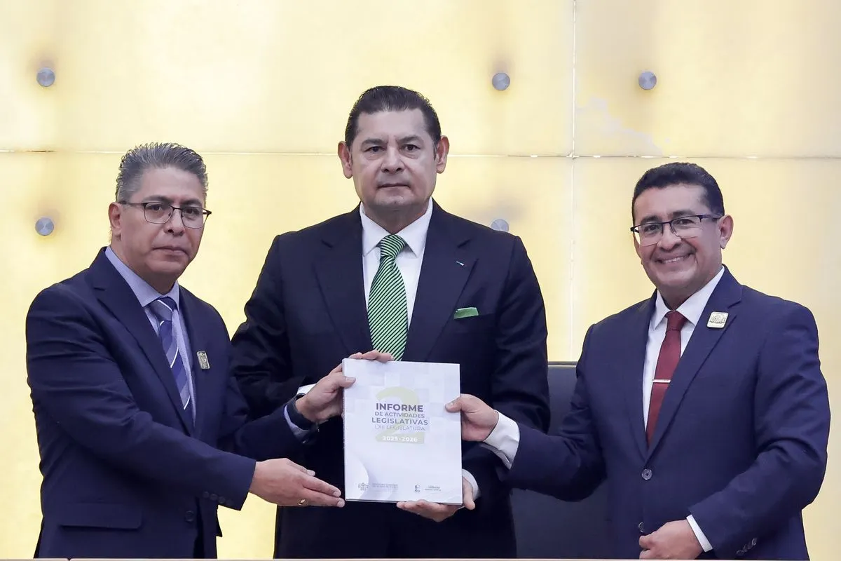 congreso-pue-segundo-informe-pavel-gaspar