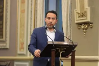 Congreso del estado de Puebla recibe iniciativa para expedir la Ley de Servicios Inmobiliarios