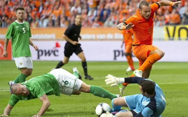 Holanda demuestra poderío ante Irlanda del Norte