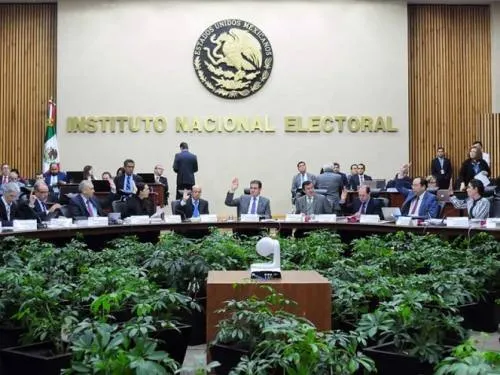 Multan con 1.2 mdp a 9 partidos por afiliaciones indebidas