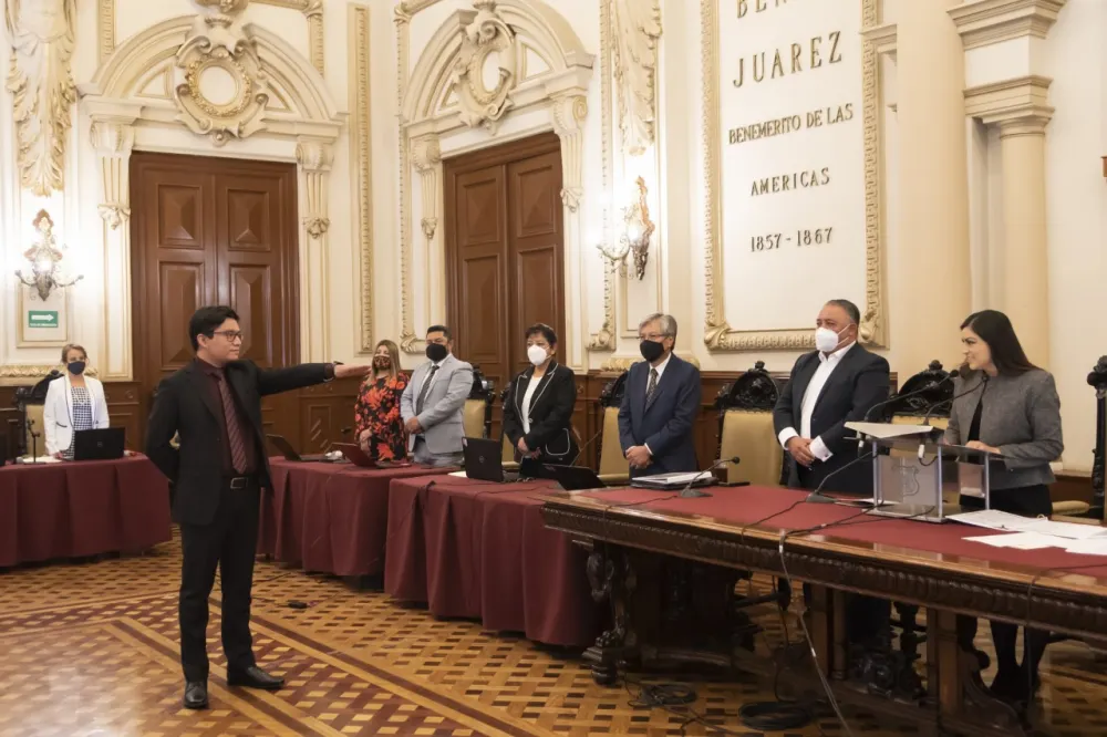 Nombra Cabildo a Damián Romero como nuevo titular de la Secretaría del Ayuntamiento de Puebla 