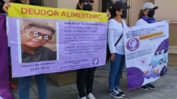 Frente Poblano denuncia a Toks y PRI por encubrir a deudores alimentarios
