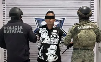 En Huejotzingo, SSP y Semar detienen a dos hombres por robo de vehículo