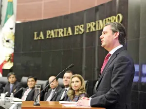 Cualquiera podrá dar clases: SEP; abre concurso a universitarios