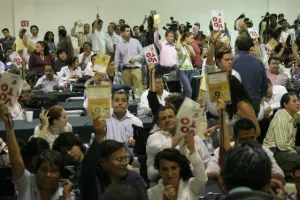 Crecen descalificaciones en PRD poblano ante posibles miembros piratas