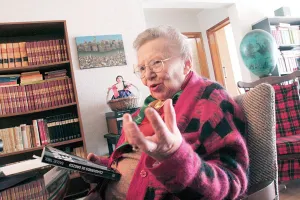 Fallece la crítica de arte Raquel Tibol