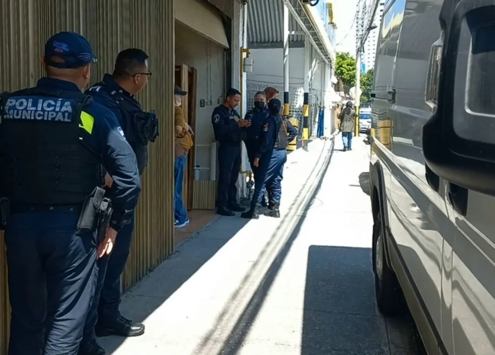 Asilo clandestino en circuito Juan Pablo II