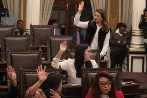 LX Legislatura exhorta a la Fiscalía para que resuelva crimen de odio registrado en Tehuacán
