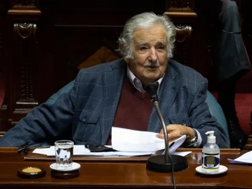 ‘Triunfar en la vida no es ganar, es levantarse’: el emotivo discurso de José Mujica