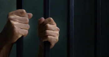 FGE dicta prisión preventiva a un hombre por lesiones calificadas en Chietla