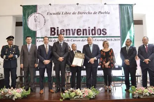 Escuela Libre de Derecho de Puebla inaugura ciclo escolar 2018-2019