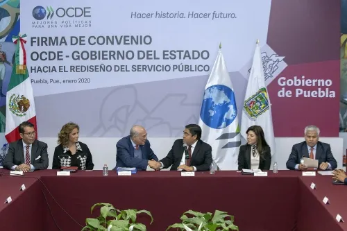 Firma gobierno de Puebla convenio con la OCDE