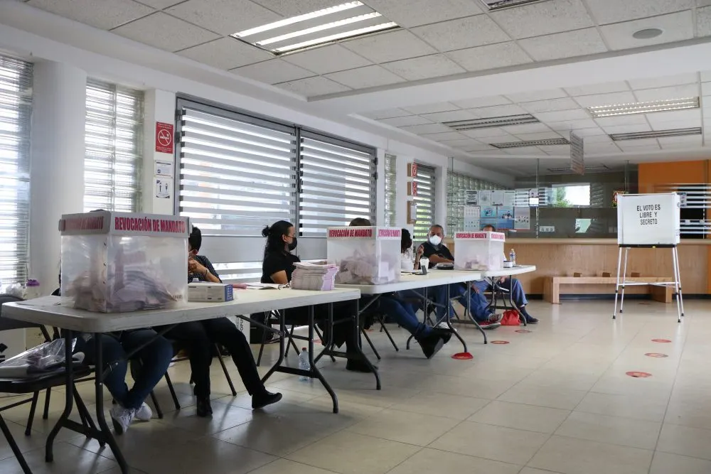 En calma y con apenas 46 incidentes concluyó consulta: INE