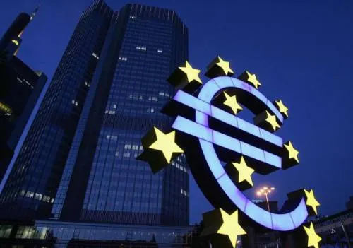 Banco Central Europeo extiende su programa de compras de activos