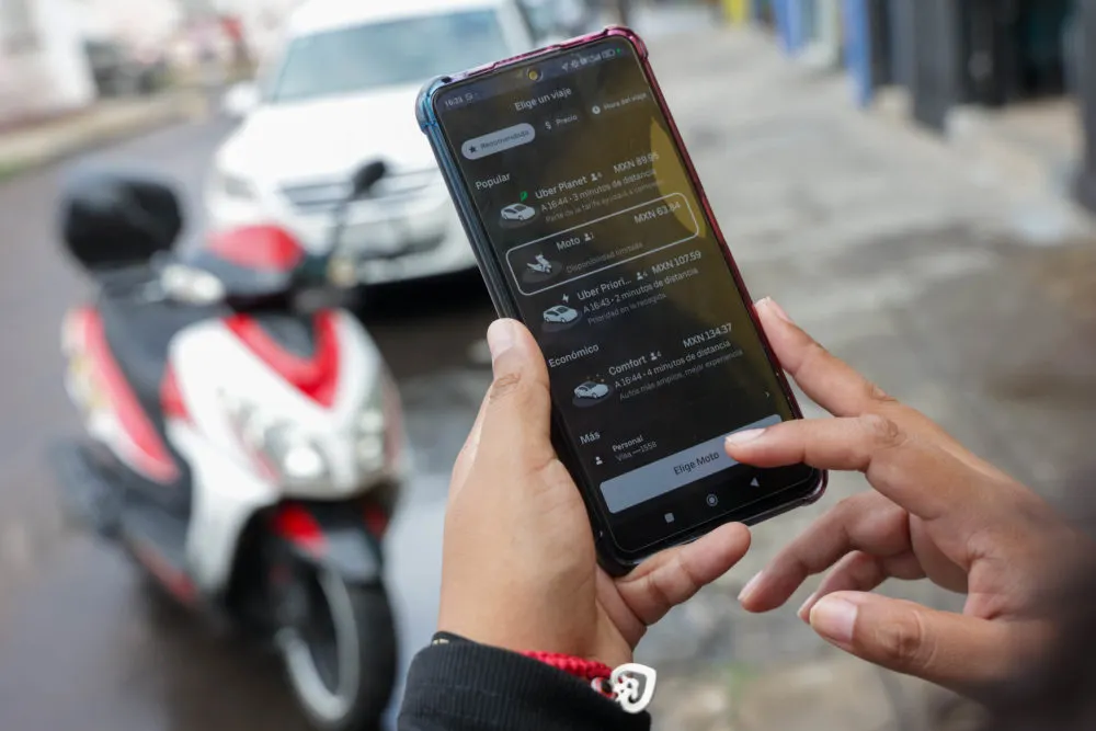 Gobierno de Puebla asegura 21 unidades de Uber Moto por operar sin permiso