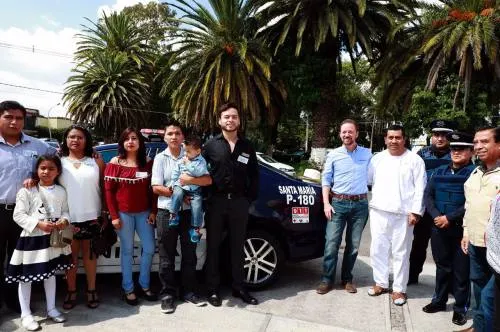 Entregó Banck patrulla equipada a vecinos de Santa María
