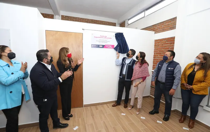 Inauguran Centro para Adultos Mayores
