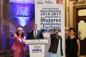 Tony Gali toma protesta a Mesa Directiva AMPEP