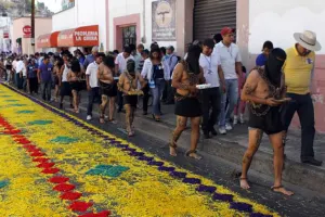 Engrillados de Atlixco, tradición de fe a cuestas