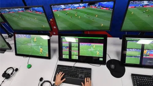 El VAR en la Champions y sus nuevas reglas