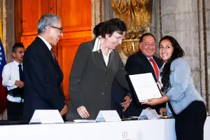 Normalistas realizarán estancias en países de Iberoamérica y Francia