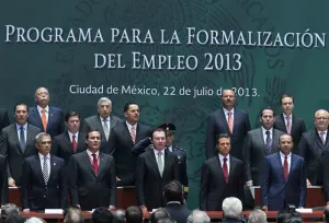 Participa Moreno Valle en firma del convenio para la formalización del empleo