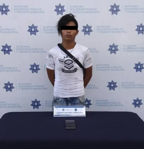 Detiene SSPTM a persona por robo a transeúnte