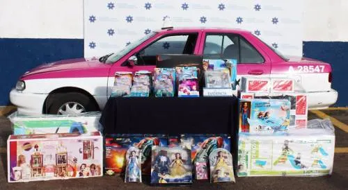 Policía Municipal de Puebla frustró robo a juguetería y detuvo a presunto responsable
