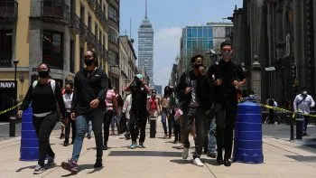 AMLO reconoce aumento de contagiados por ómicron en México