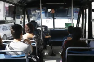 Retirarán a cinco unidades que aumentaron pasaje