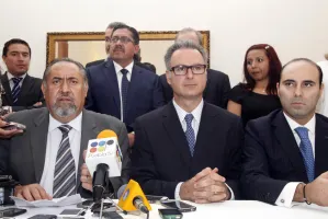 Diputados PAN respaldan a JACH; se lanzan contra permanencia de Micalco
