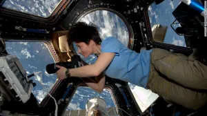 ¿Cómo manejan las astronautas sus periodos menstruales en el espacio?