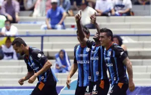 Querétaro da cátedra a Pumas; lo vence en casa 0-3