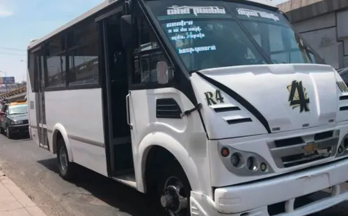 Asaltan a pasajeros de la ruta 4 en Anillo Periférico